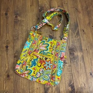 Vera Bradley crossbody purse in yellow Provençal print